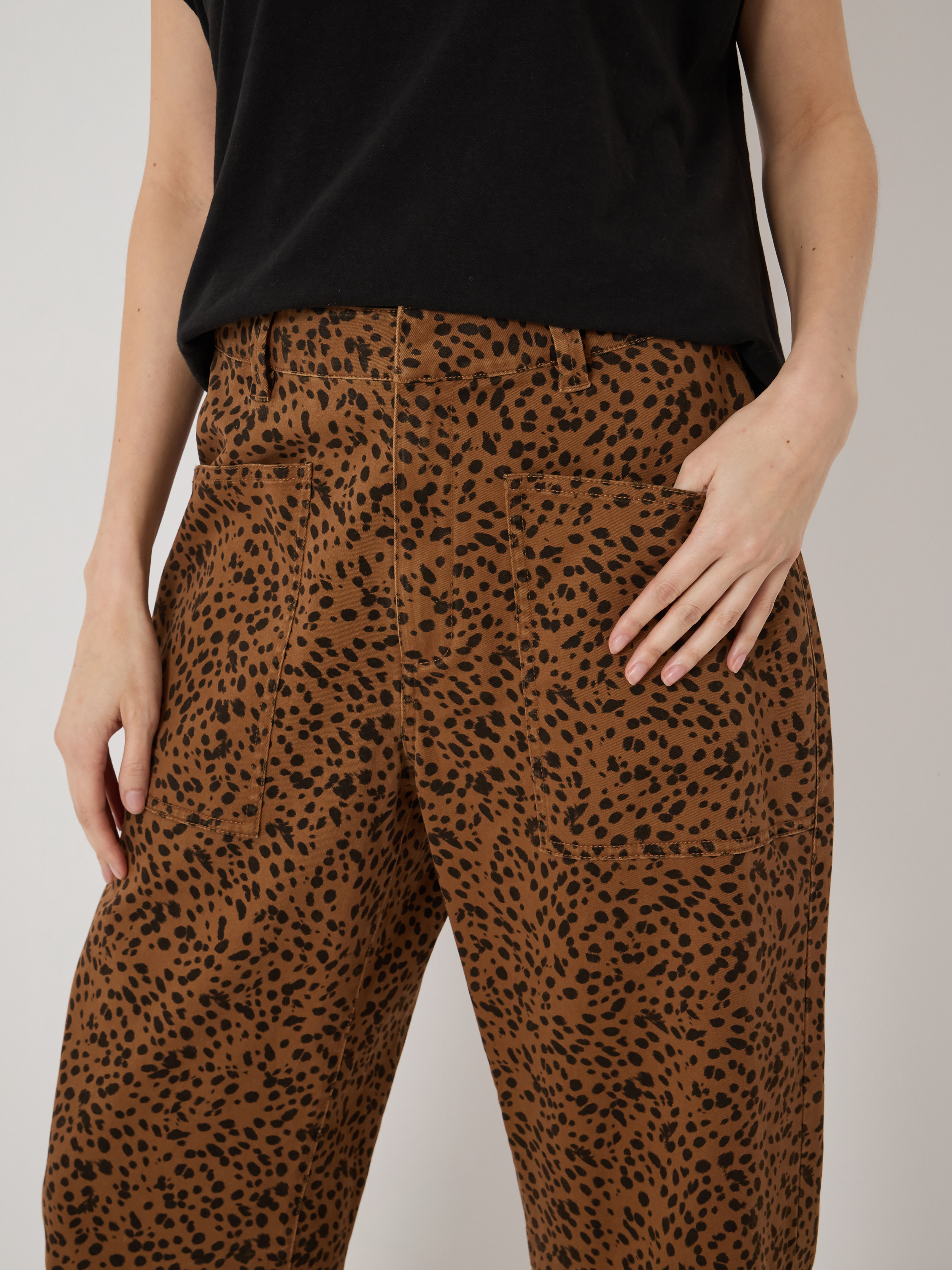 Cordi Barrel Leg Cotton Trousers