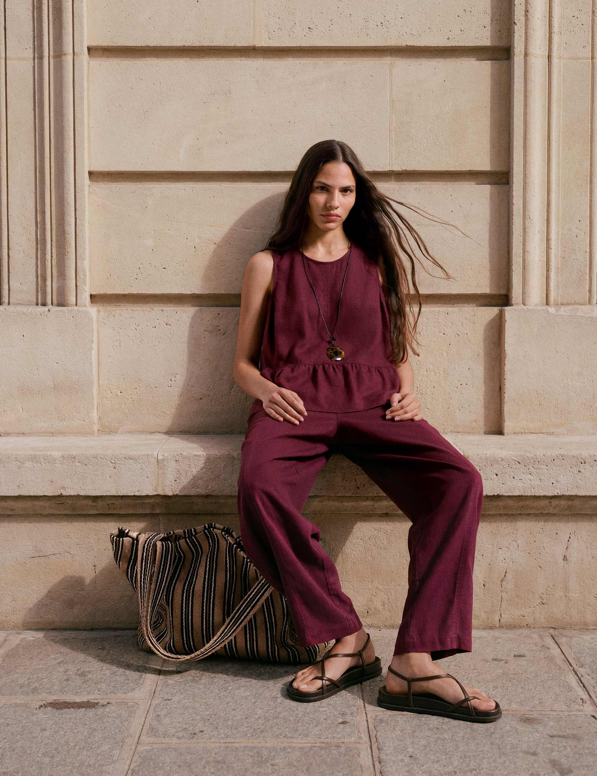 Tovi Linen Blend Barrel Leg Trousers