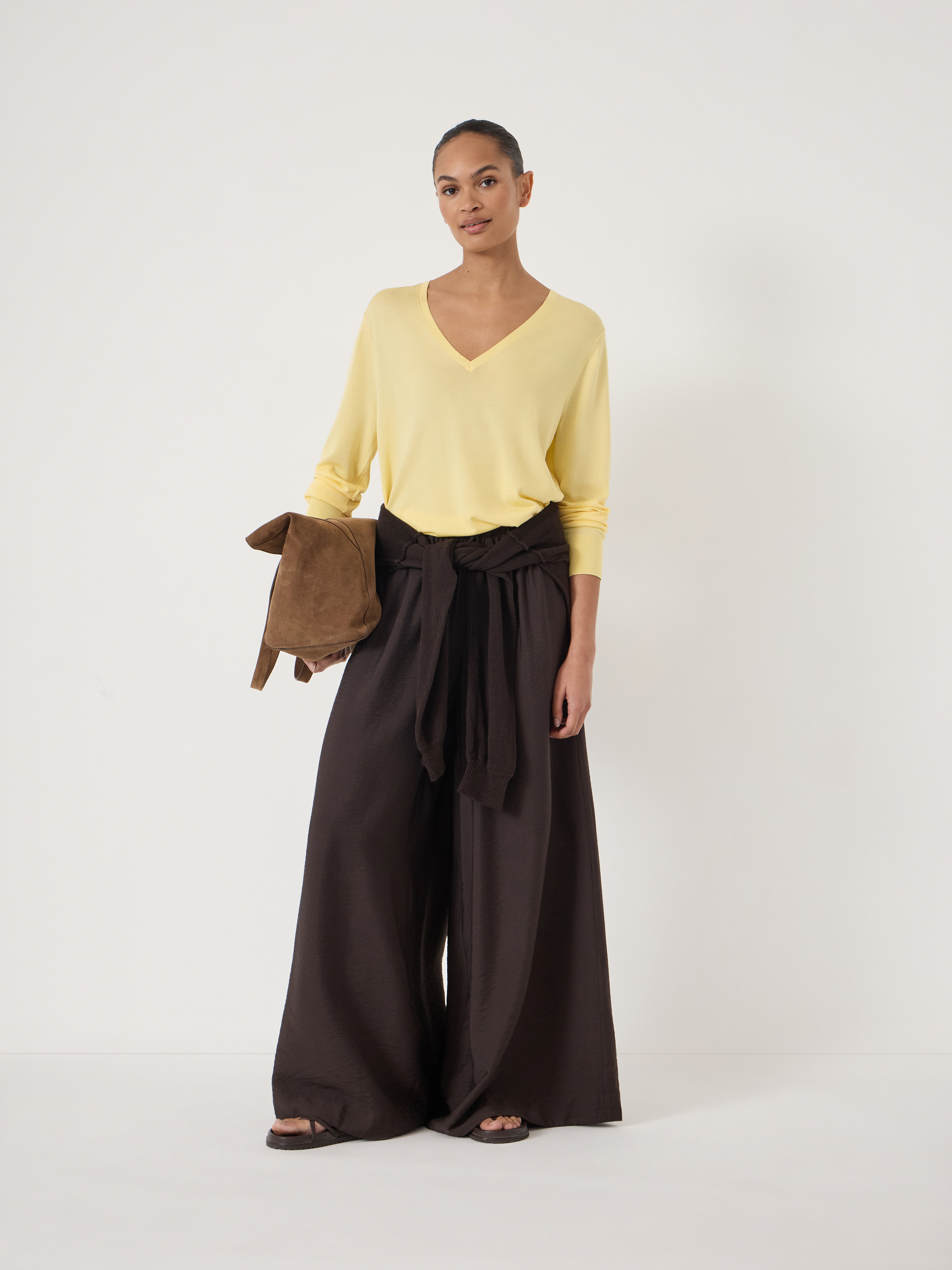 Louise Relaxed V Neck Knitted Long Sleeve Top - Misted Yellow | Hush