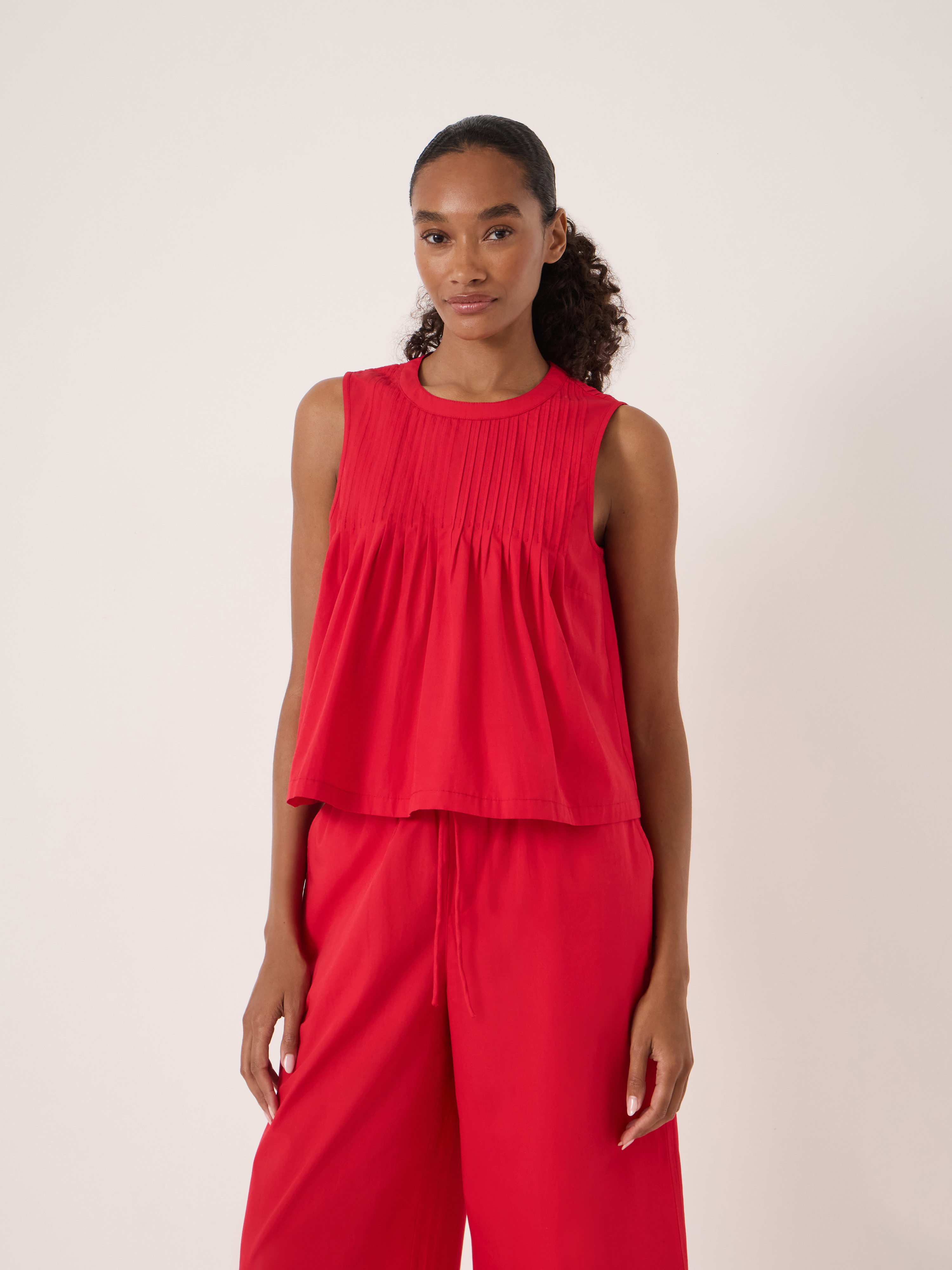 Arden Pin Tuck Detail Shell Top - True Red | Hush