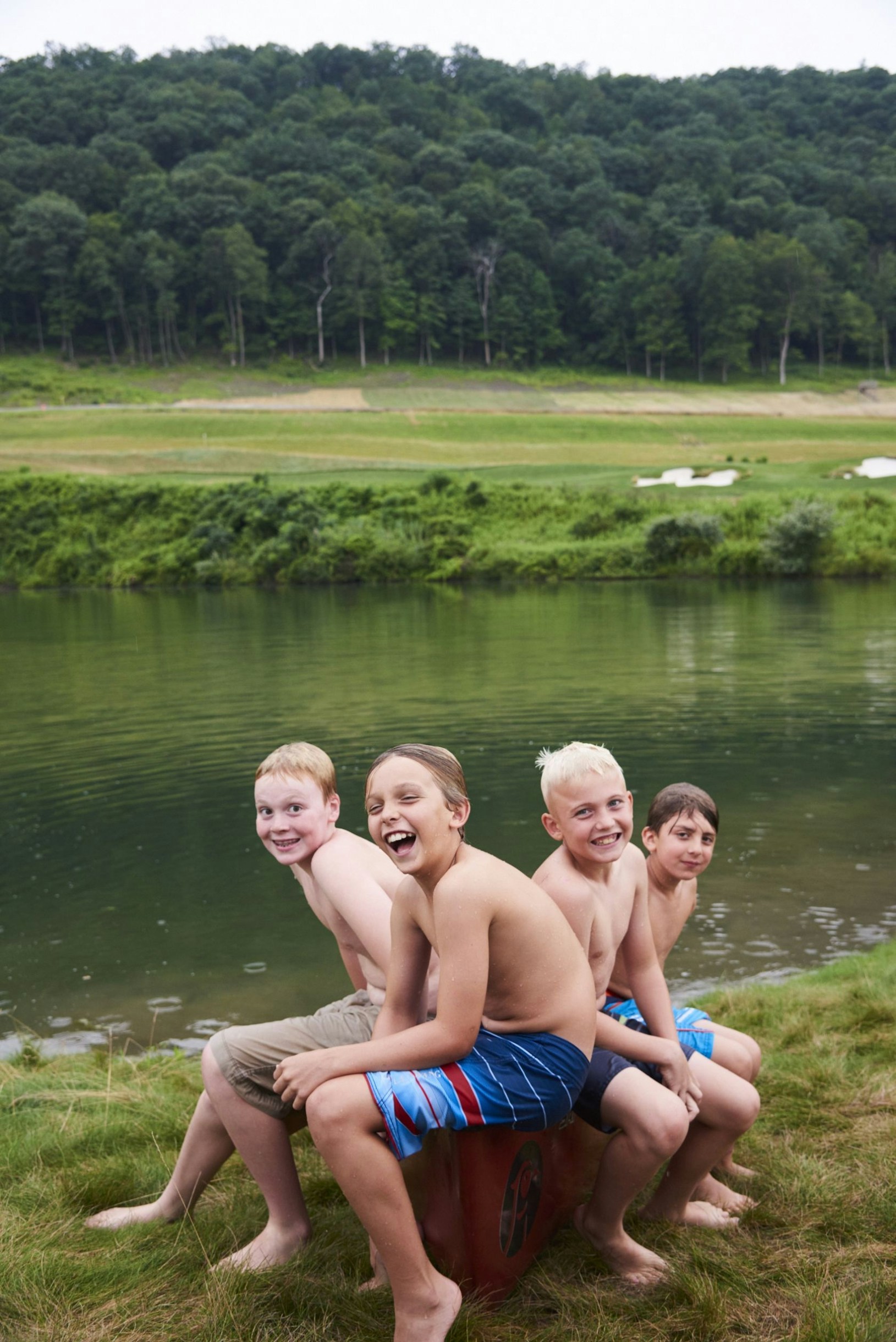 Our Kid's Club offers daily excursions, golf activities and Outdoor Pursuits allowing your kids to explore all Silo Ridge has to offer.