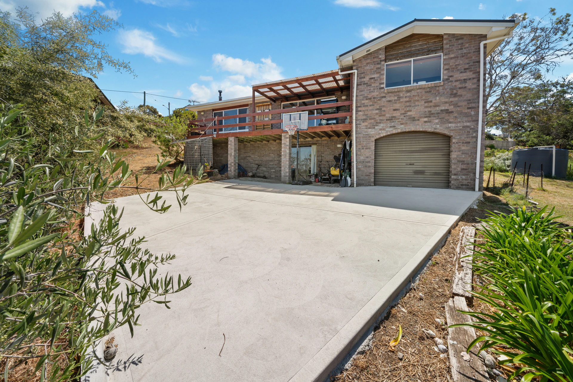 garage