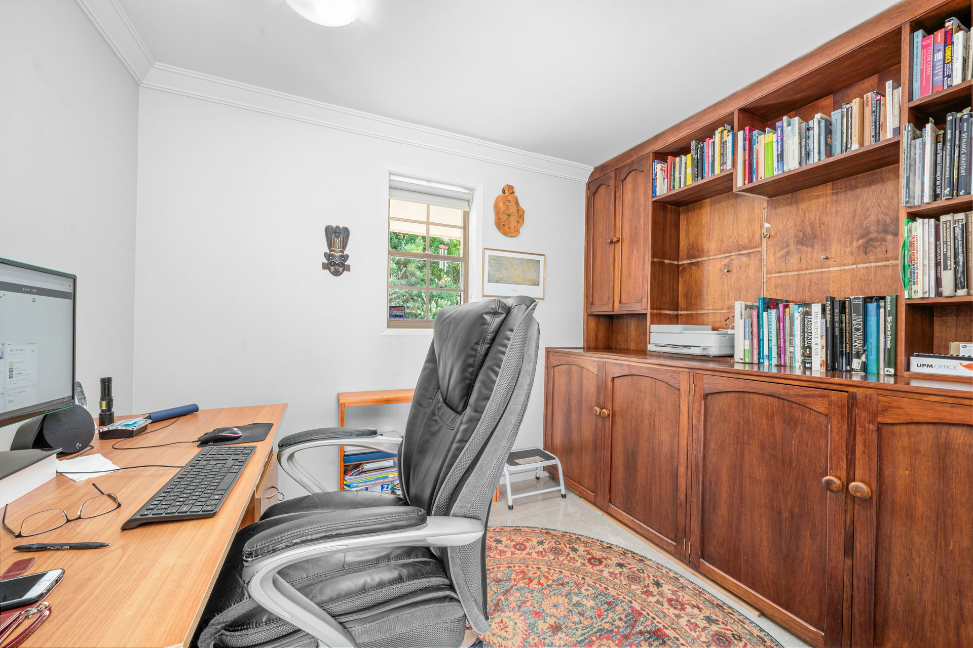 desk