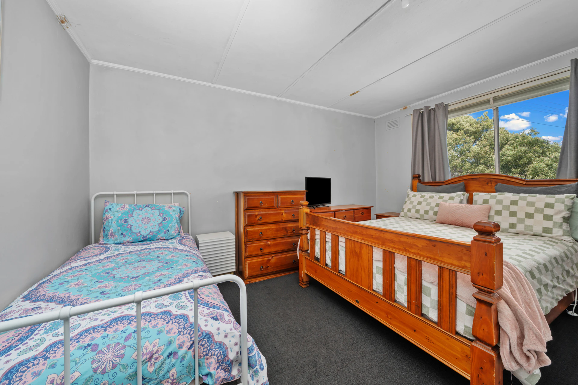 bed
