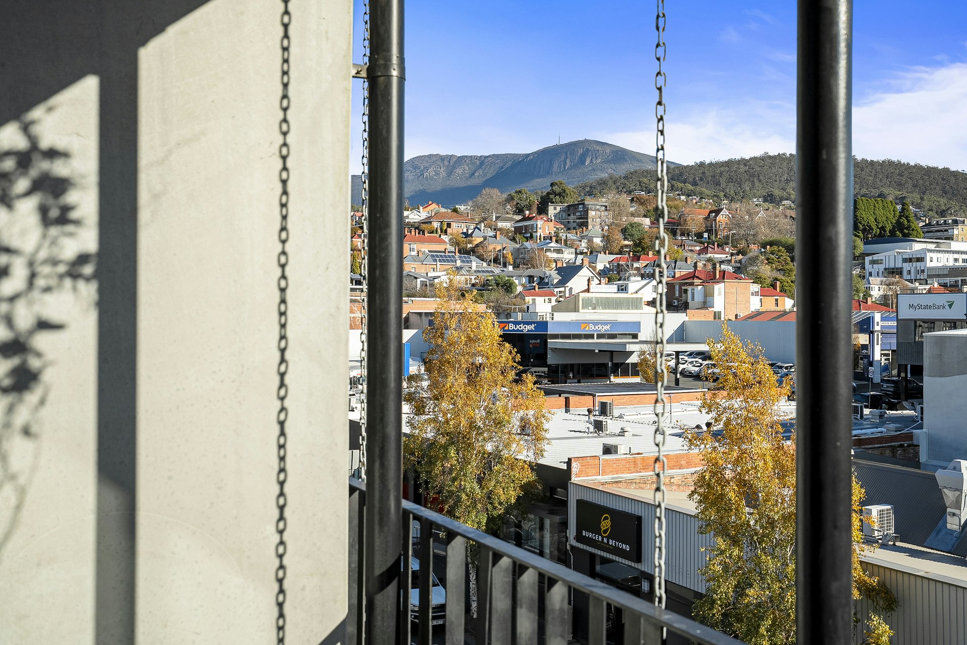 balcony