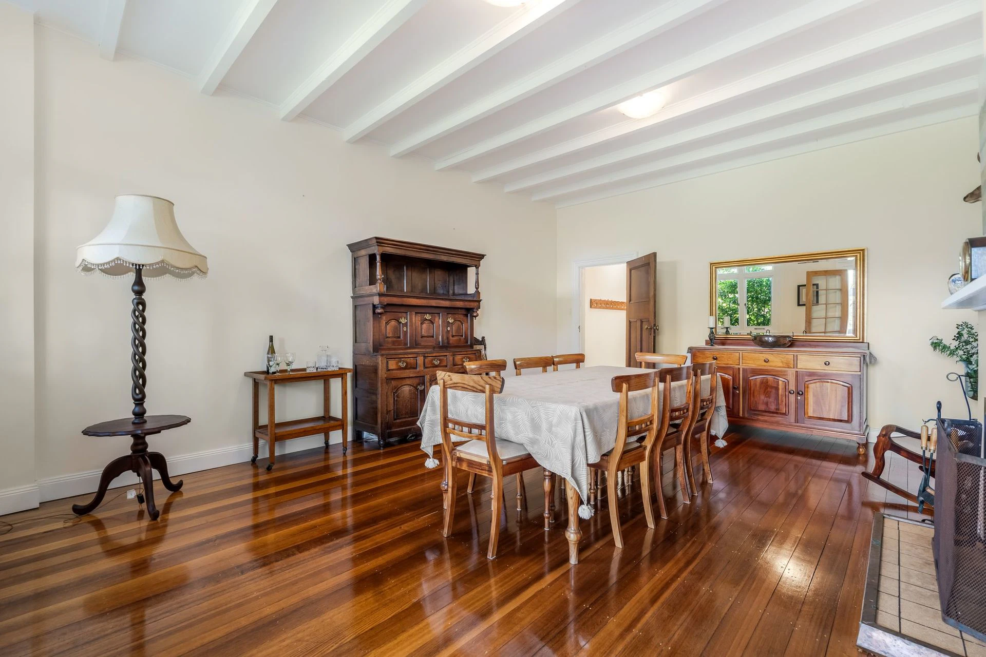 dining room