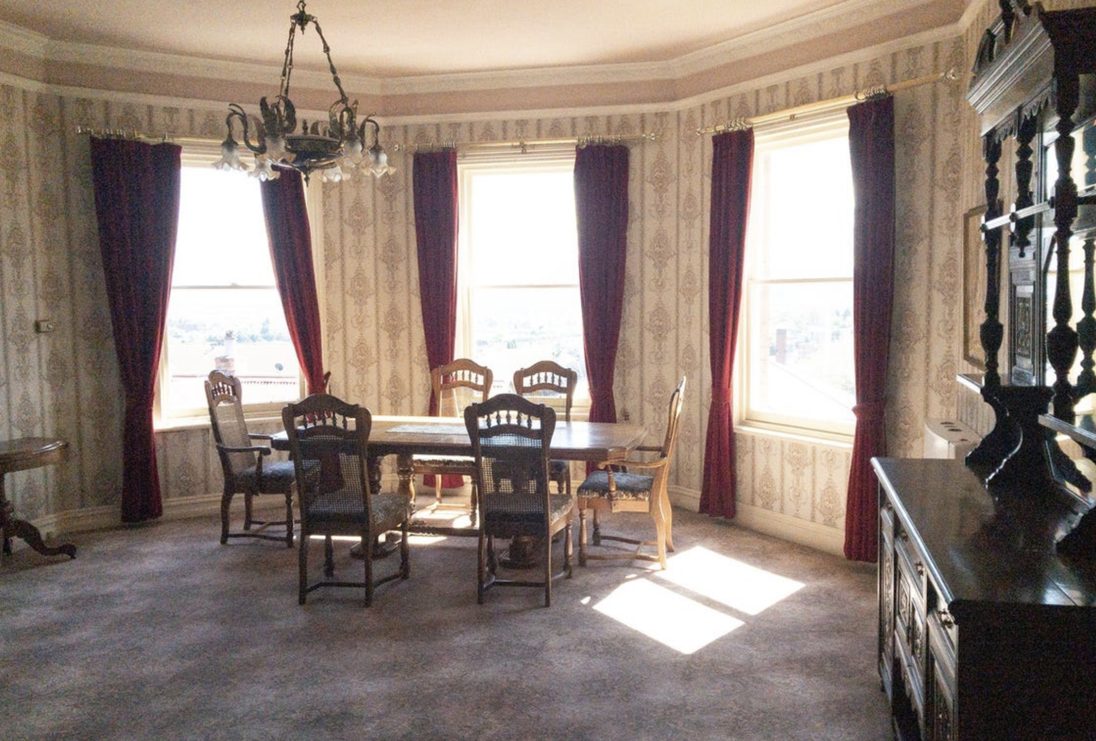 dining room