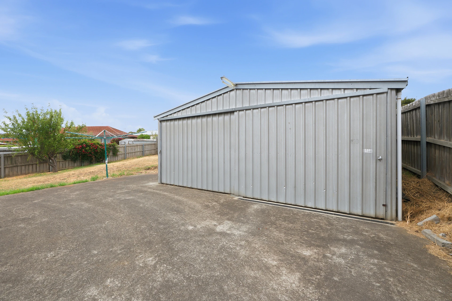 gate