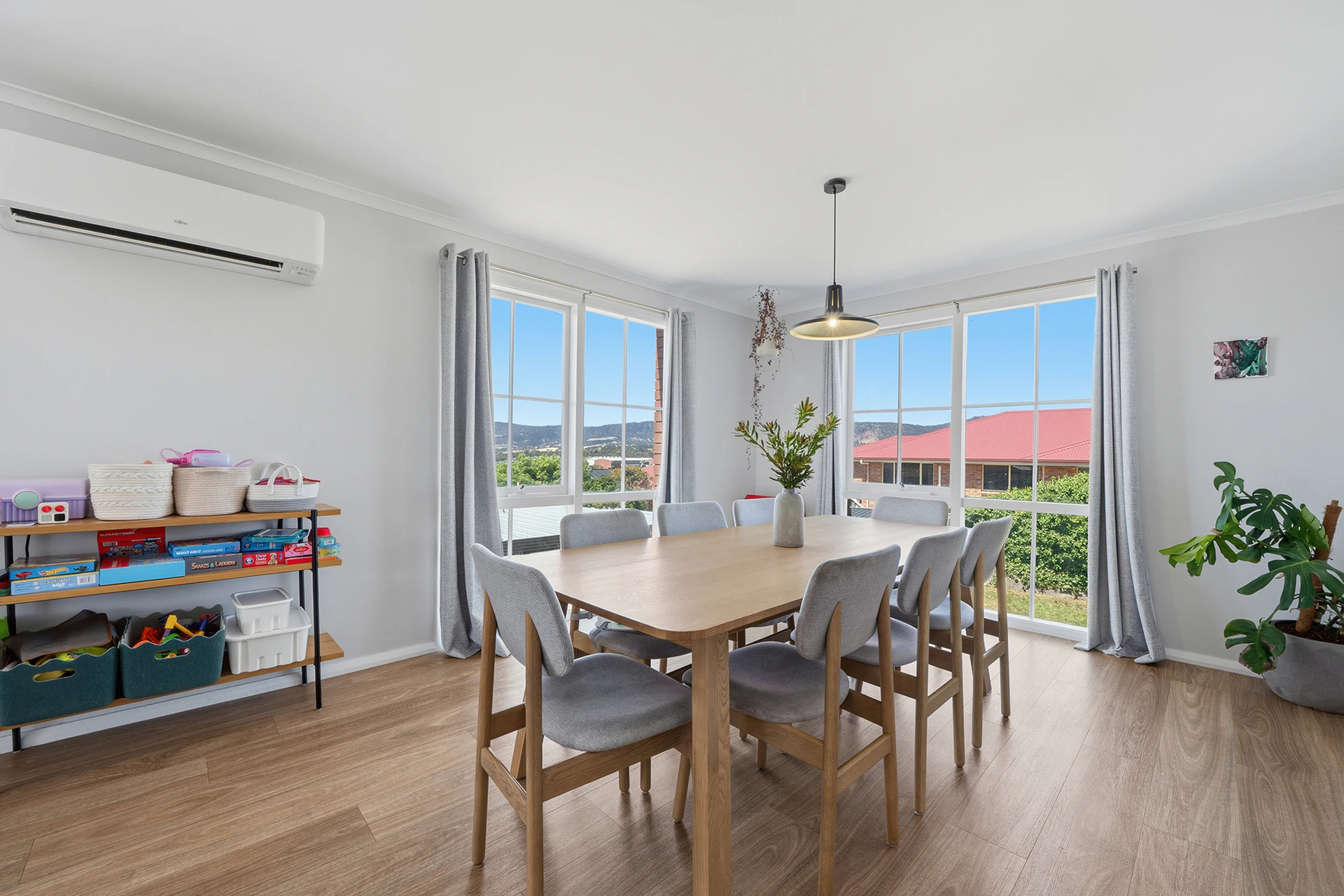 dining room