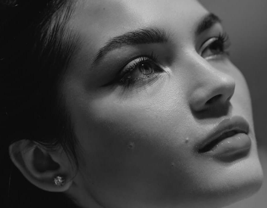 close up of pretty woman's face