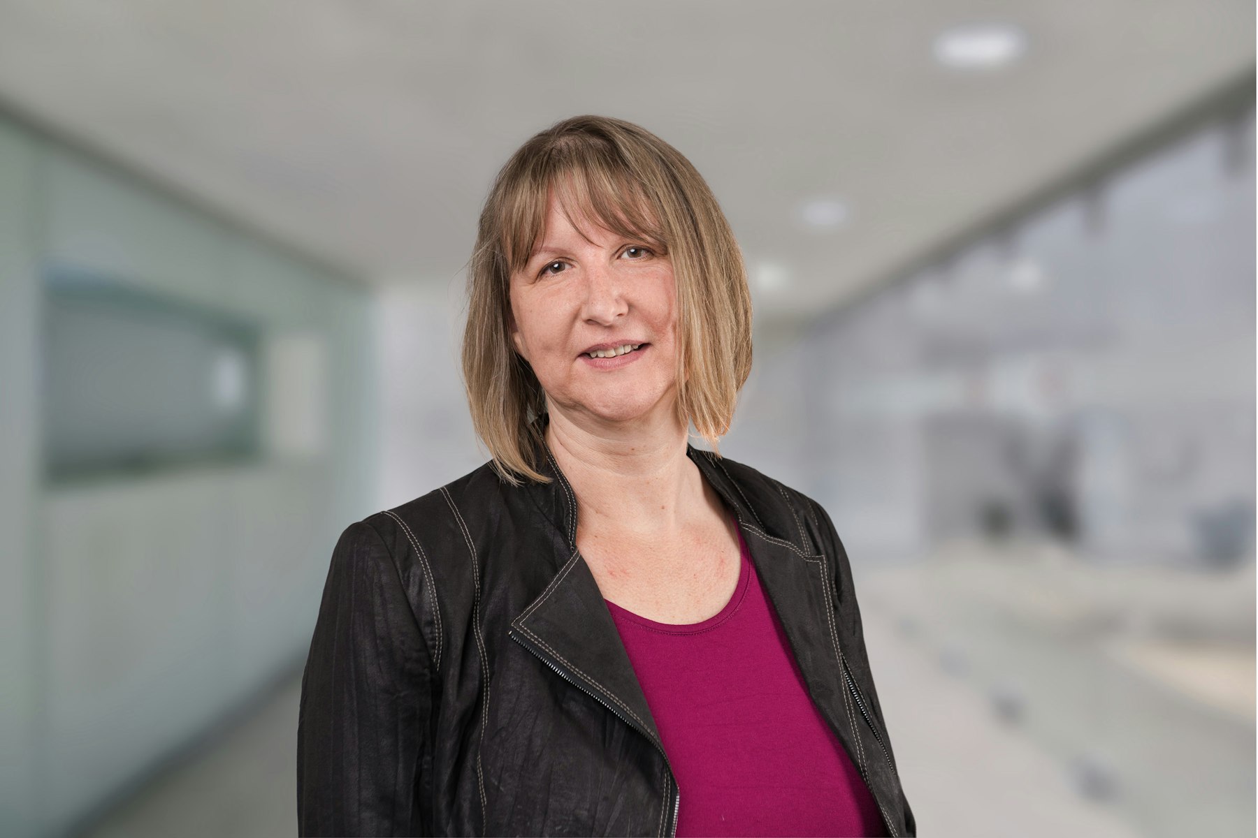 Portrait Heidi Koch Hwz