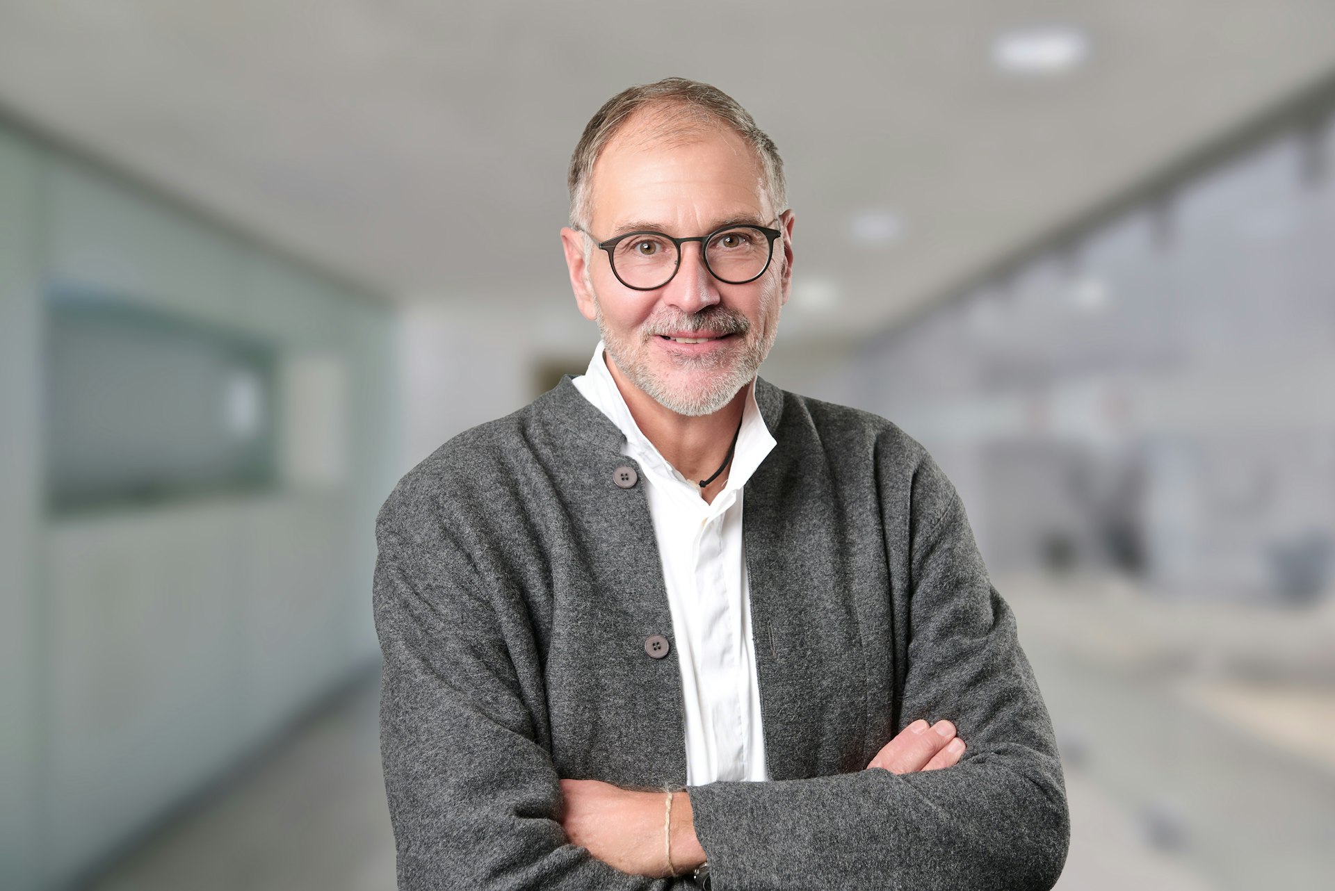 Portrait Bernhard Schweizer Hwz