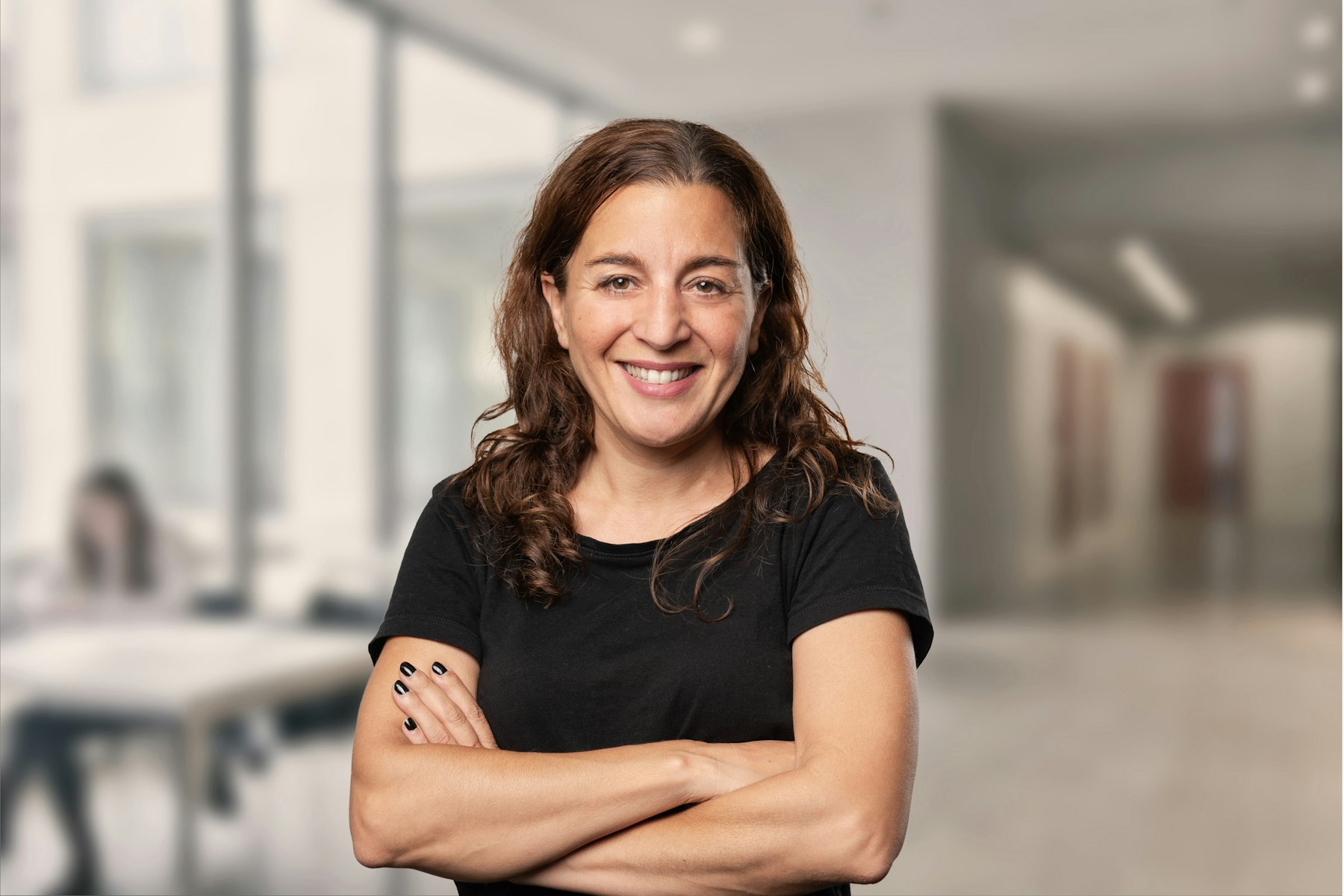 Portrait Evi Tolis Hwz