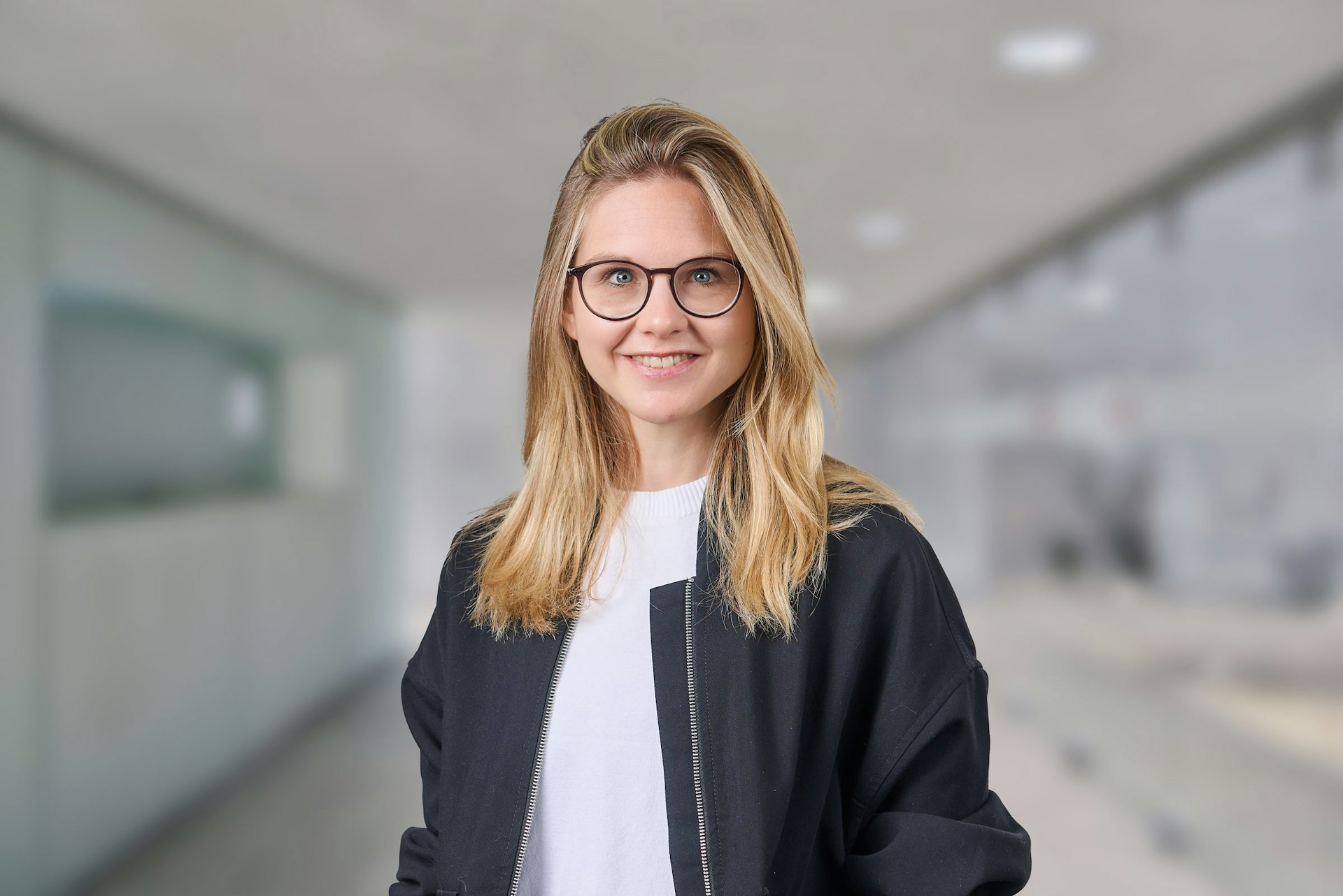 Portrait Jennifer Steffen HWZ