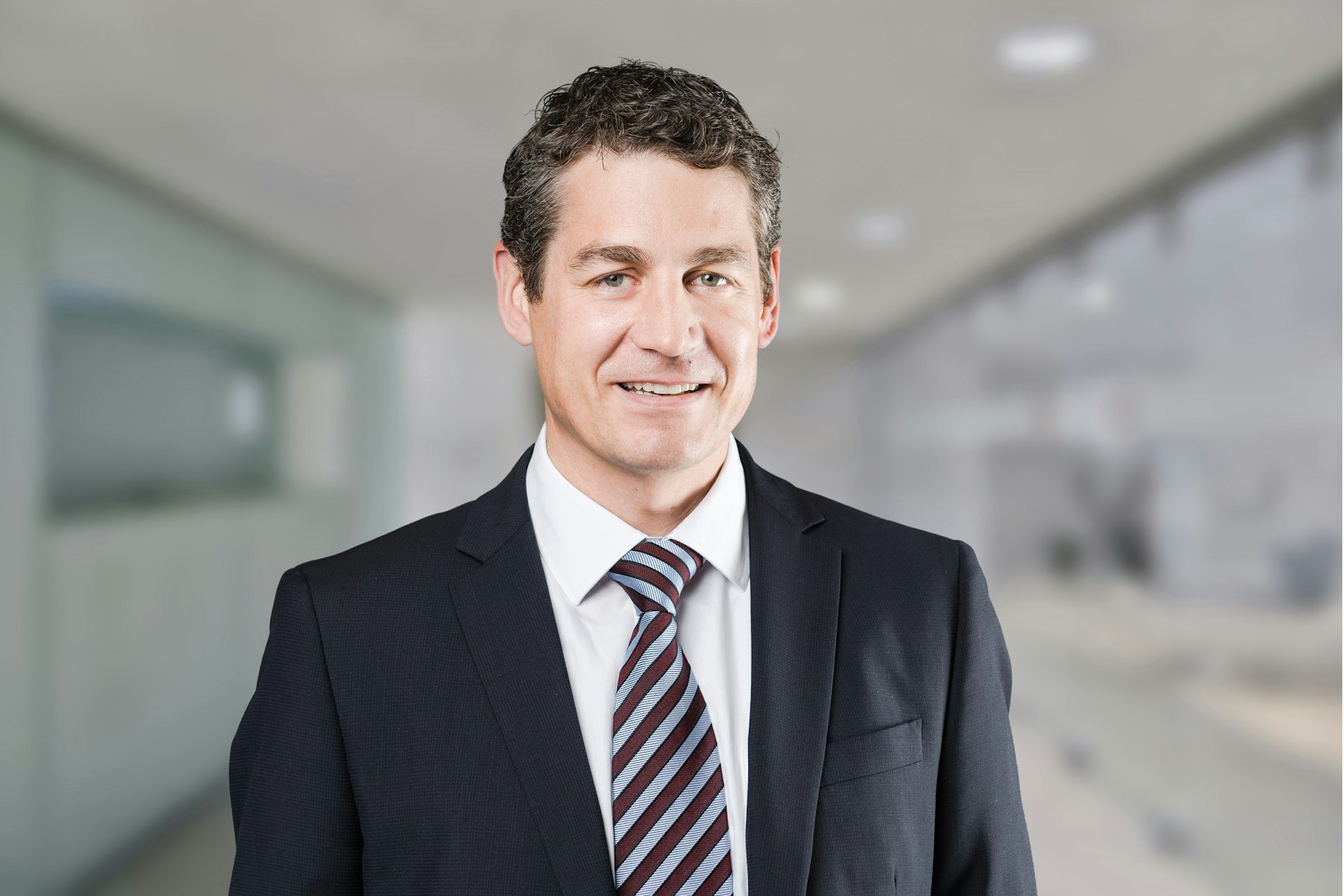 Portrait Christian Mueller Hwz