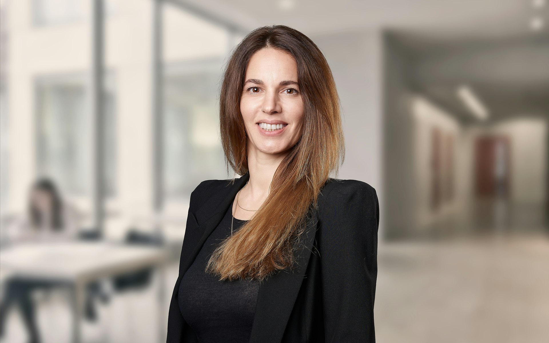 Portrait Denise Feuz Hwz