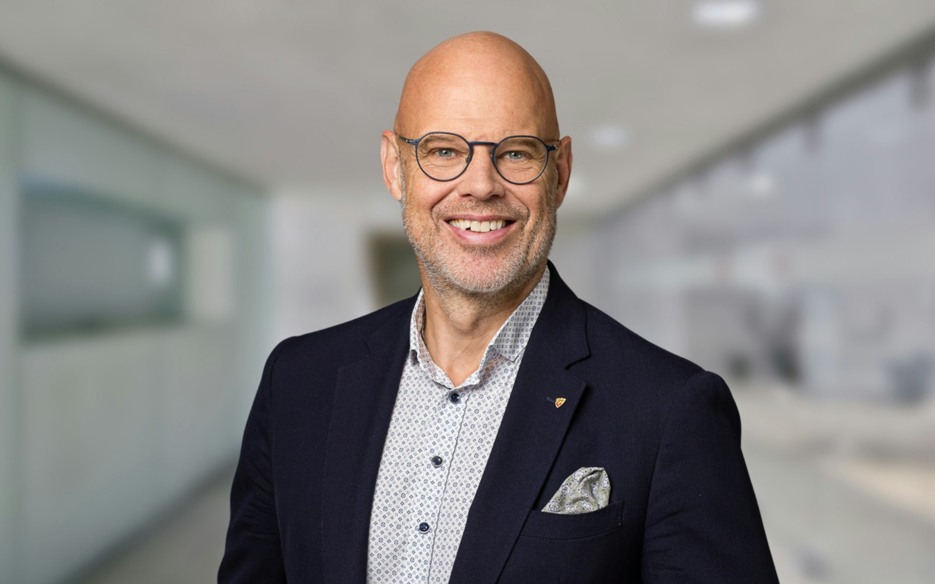 Hwz Portrait Erik Neumann 2024 12 Eingang