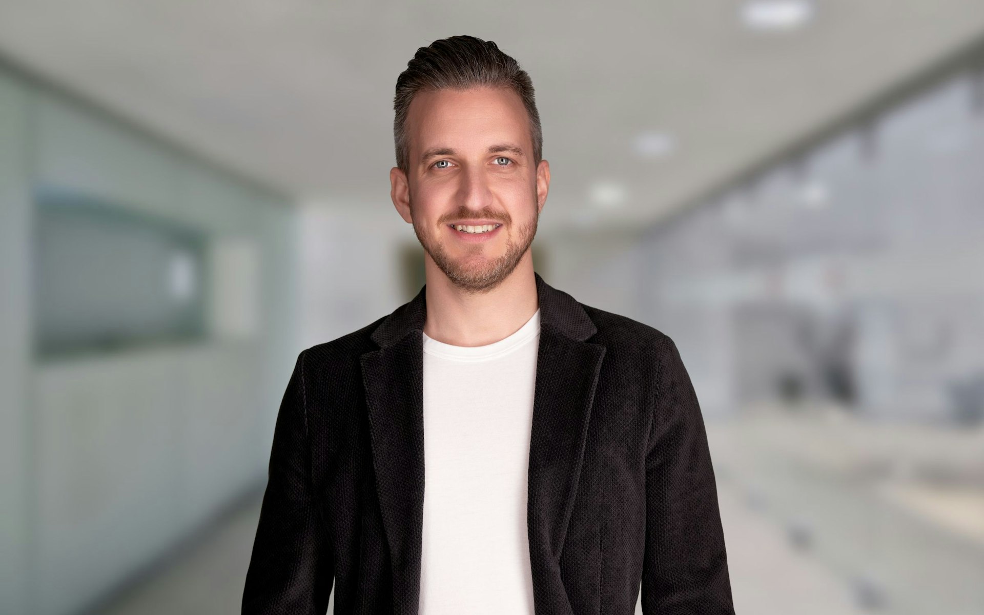 Portrait Marco Peyer Hwz