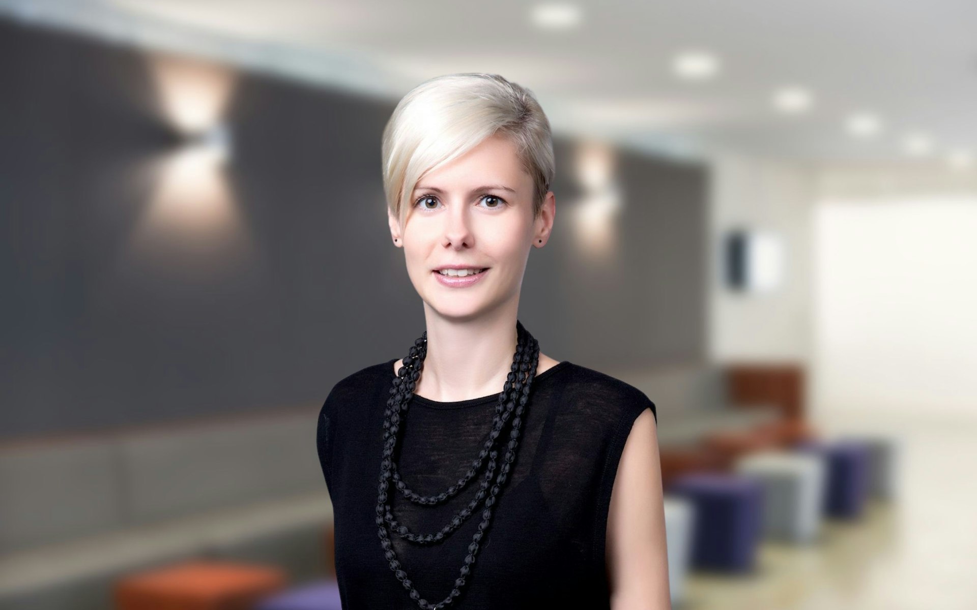 Portrait Alicia Hennig HWZ