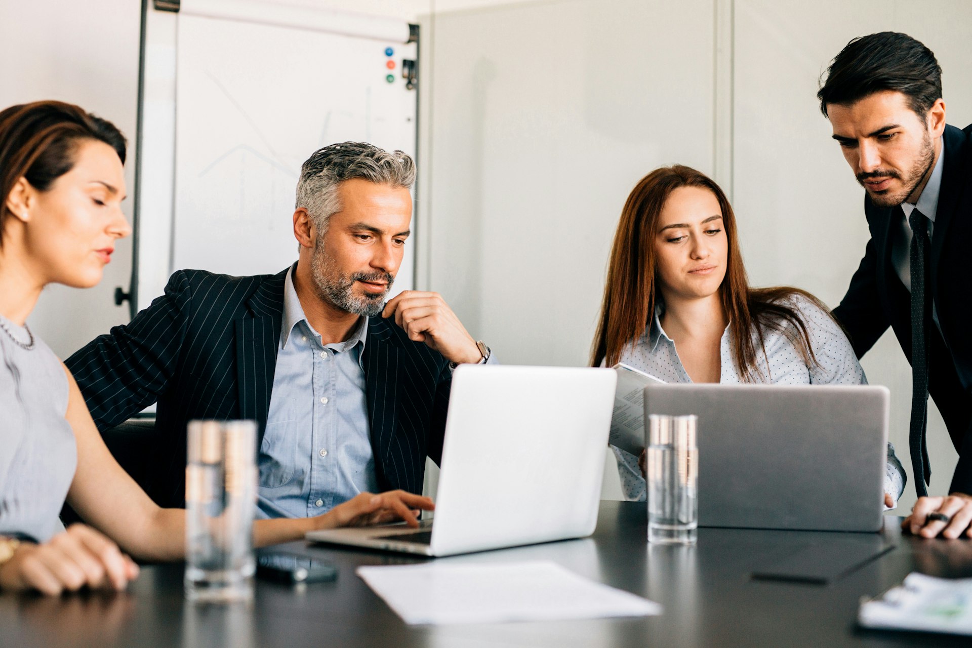 Titelbild Cas Ai Operations Hwz