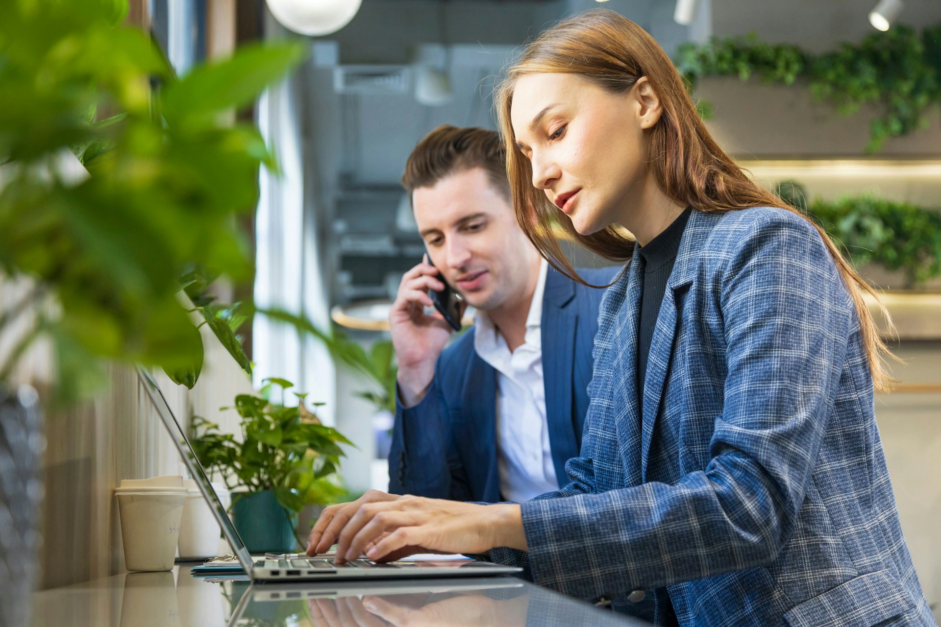 Titelbild Cas Sustainable Controlling & ESG Investing HWZ