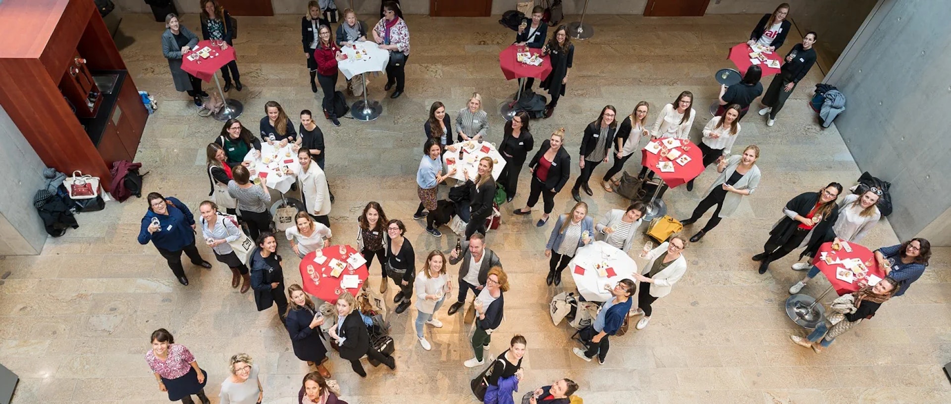 Hwz Empowers Titelbild