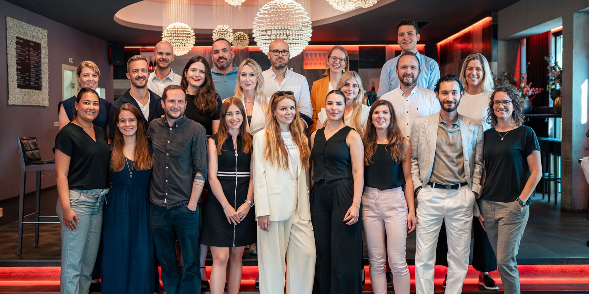 Headerbild Zertifikatsfeier CAS Customer Behavior & Psychology HWZ