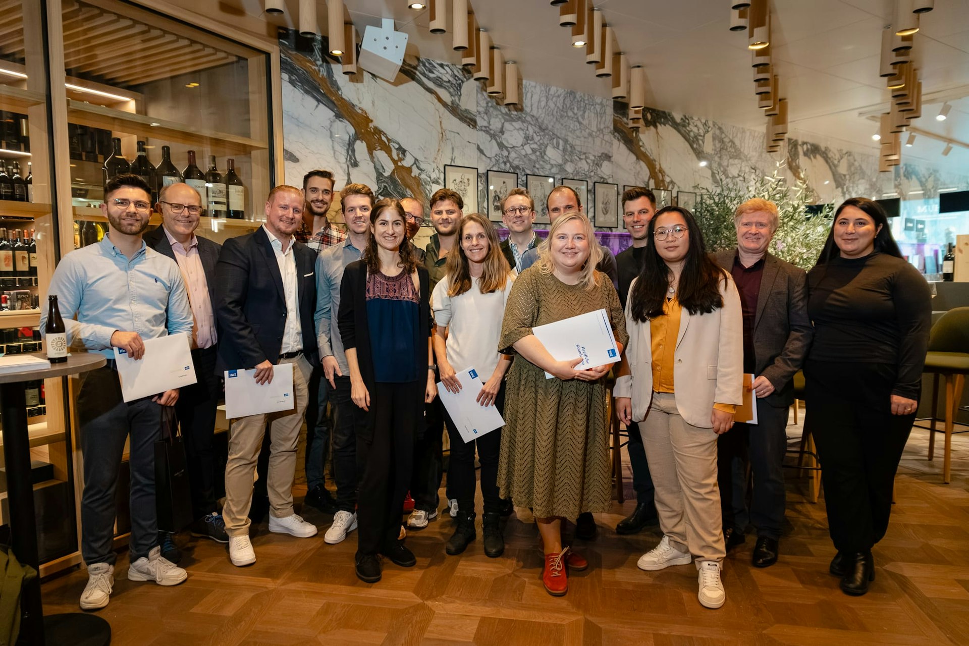 Diplomfeier Cas Controlling and Finance Oktober 2025 Hwz 1