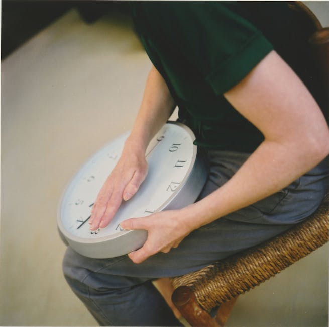 Marie Cool Fabio Balducci - Untitled, wall clock, chair, workplace Marie Cool Fabio Balducci - Untitled, wall clock, chair, workplace