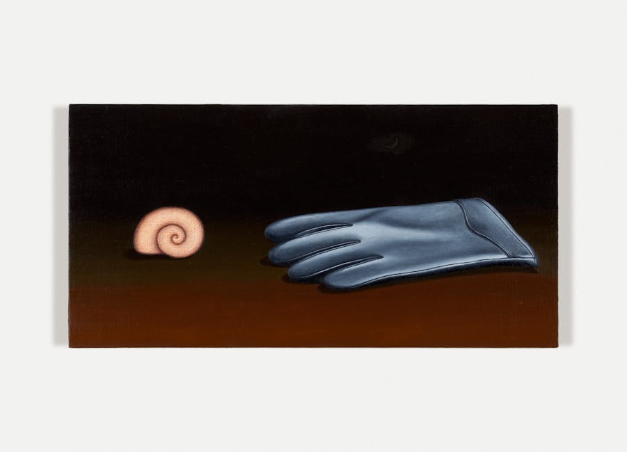 Rodrigo Hernández - Glove and spiral Rodrigo Hernández - Glove and spiral
