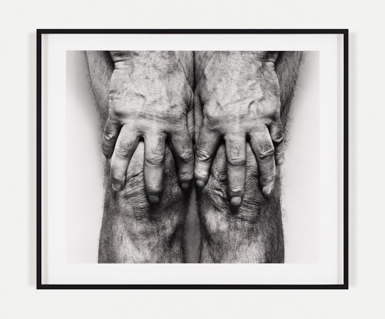 John Coplans - Self Portrait (Hands spread on knees) John Coplans - Self Portrait (Hands spread on knees)