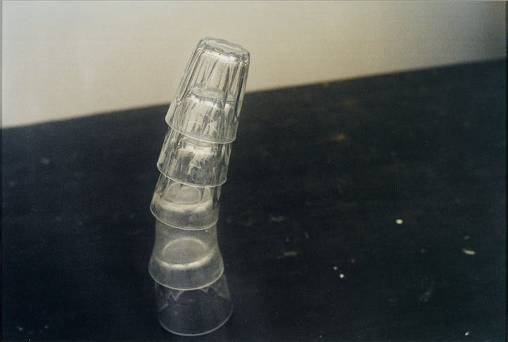 In aria per terra