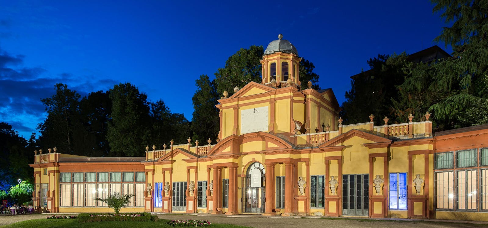 Visioni Necessarie - Palazzina dei giardini Visioni Necessarie - Palazzina dei giardini