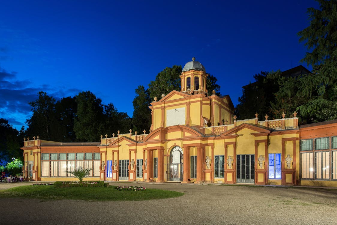 Visioni Necessarie - Palazzina dei giardini