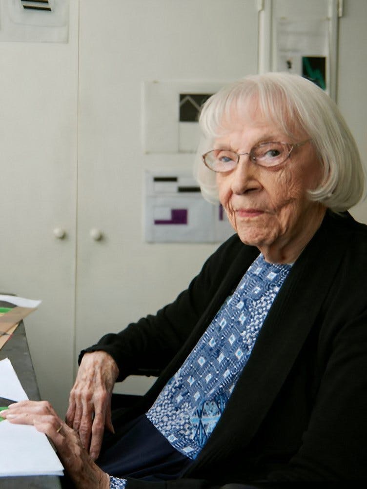 Edda Renouf