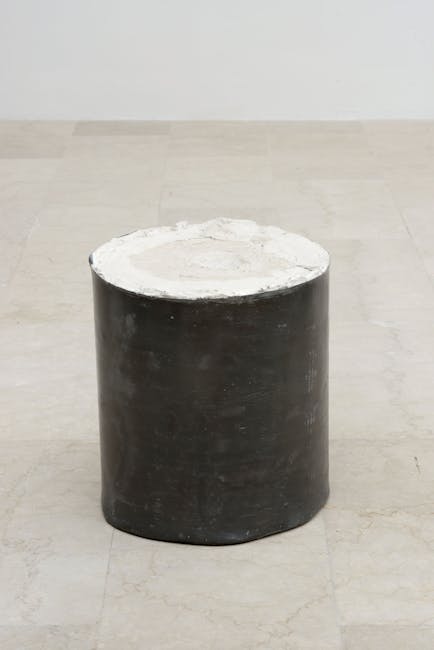 Paolo Icaro - Lunatico, finger hole Paolo Icaro - Lunatico, finger hole