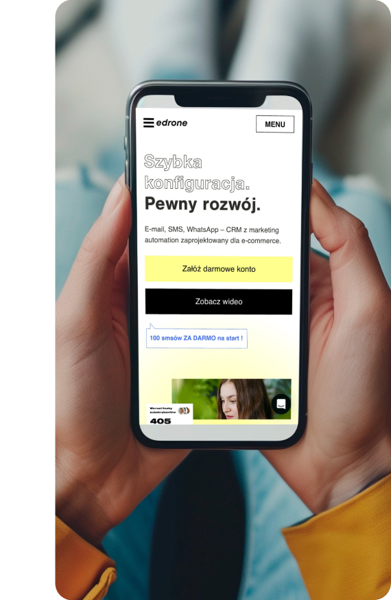 Smartfon z widokiem platformy edrone prezentującej marketing automation zintegrowany z IdoSell dla e-commerce