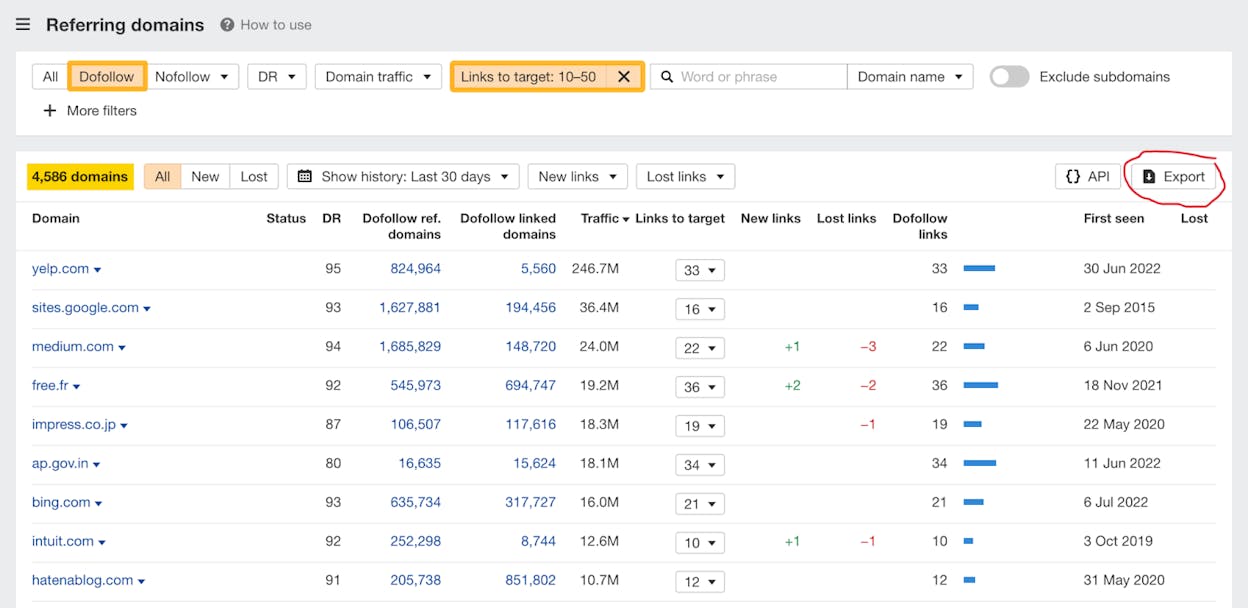 [Screenshot: Export button in the referring domains report &mdash; downloading to CSV]