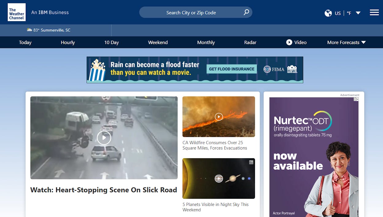 [Screenshot: Example of a non-intrusive language suggestion banner on a website]