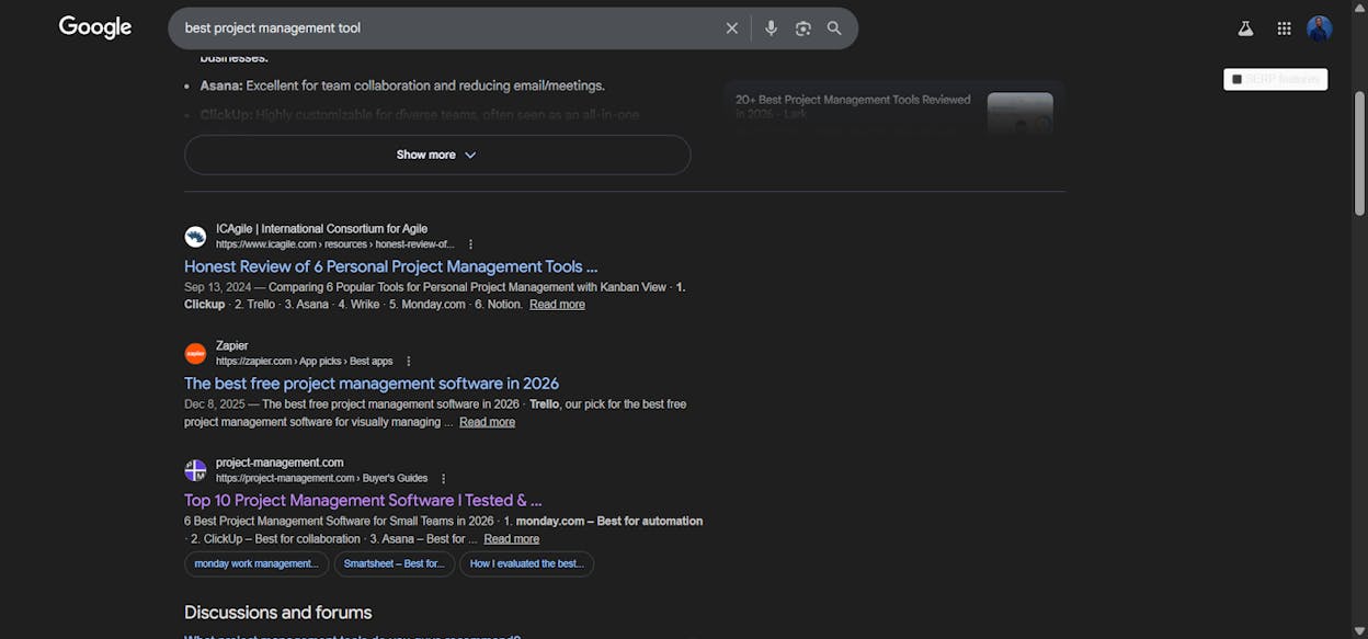 [Screenshot: SERP overview showing linking domains to each top-ranking page for a target keyword]