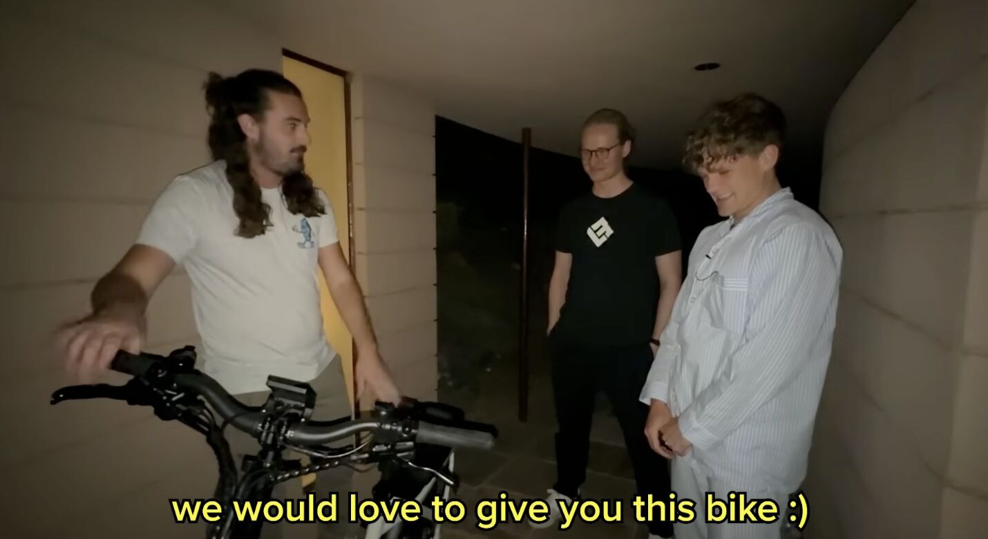 [Screenshot: Lectric team gifting Ryan a bike, with subtitle text reading &ldquo;we would love to give you this bike :)&rdquo;]