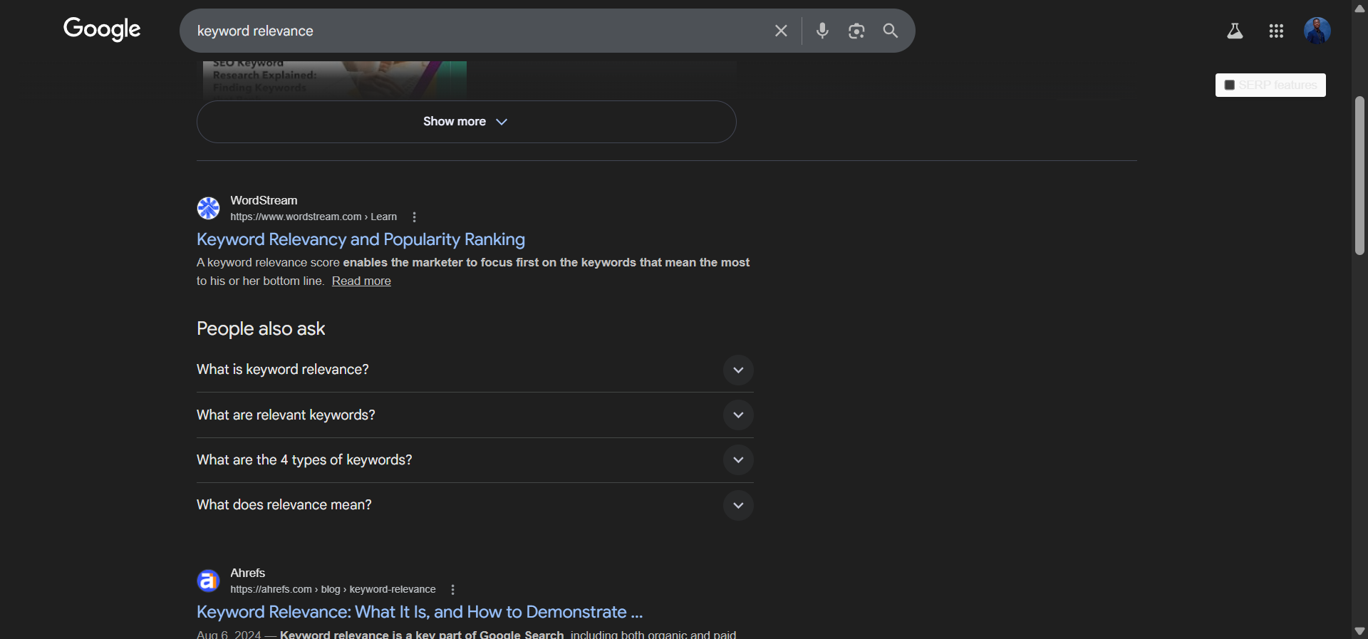 [Screenshot of &ldquo;People Also Ask&rdquo; questions for &ldquo;keyword relevance&rdquo; showing related queries users are also searching]