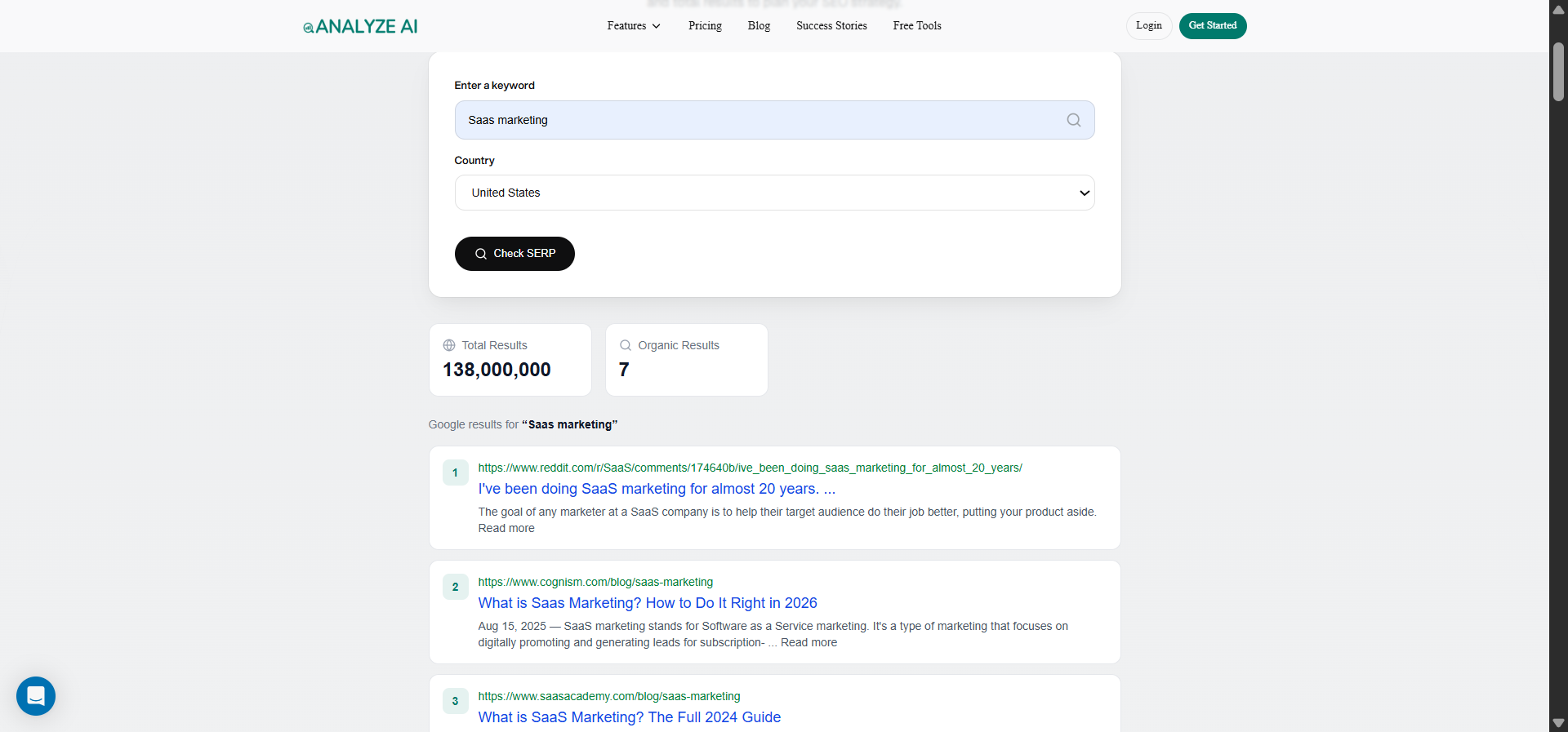 [Screenshot: Analyze AI SERP Checker showing SERP features for a target keyword]