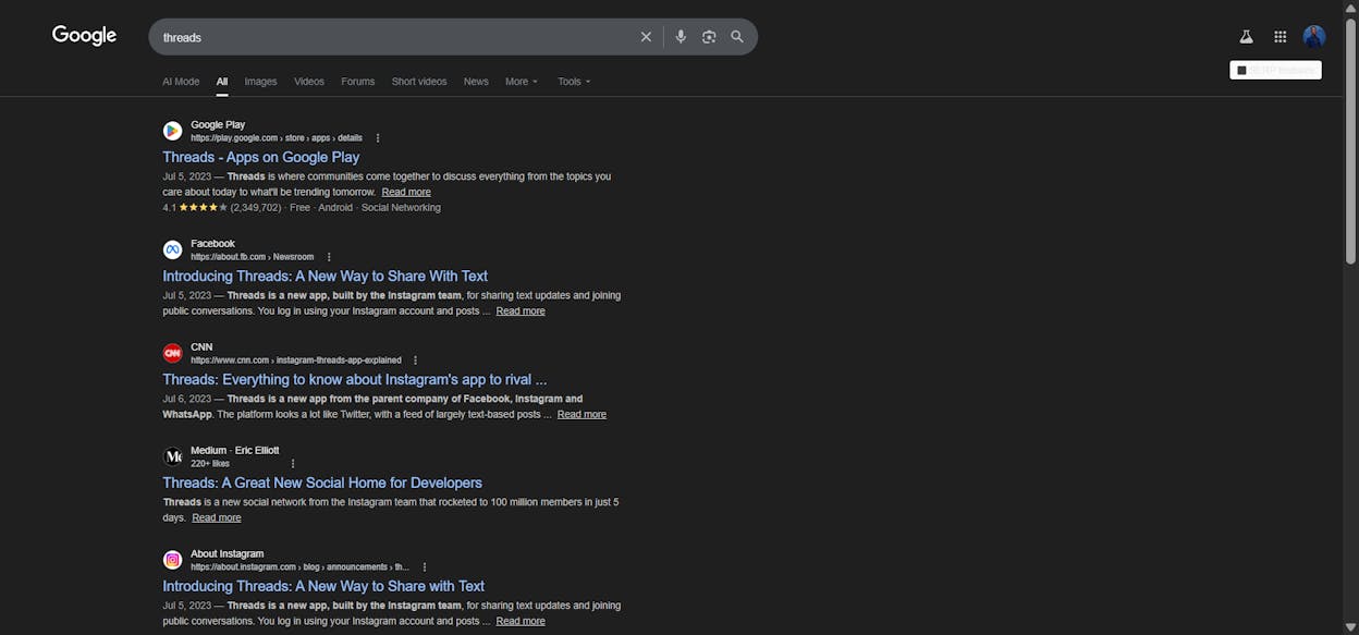 [Screenshot of SERP for &ldquo;threads&rdquo; showing sewing/fashion results from before July 2023 vs. Meta Threads social network results from after July 2023]