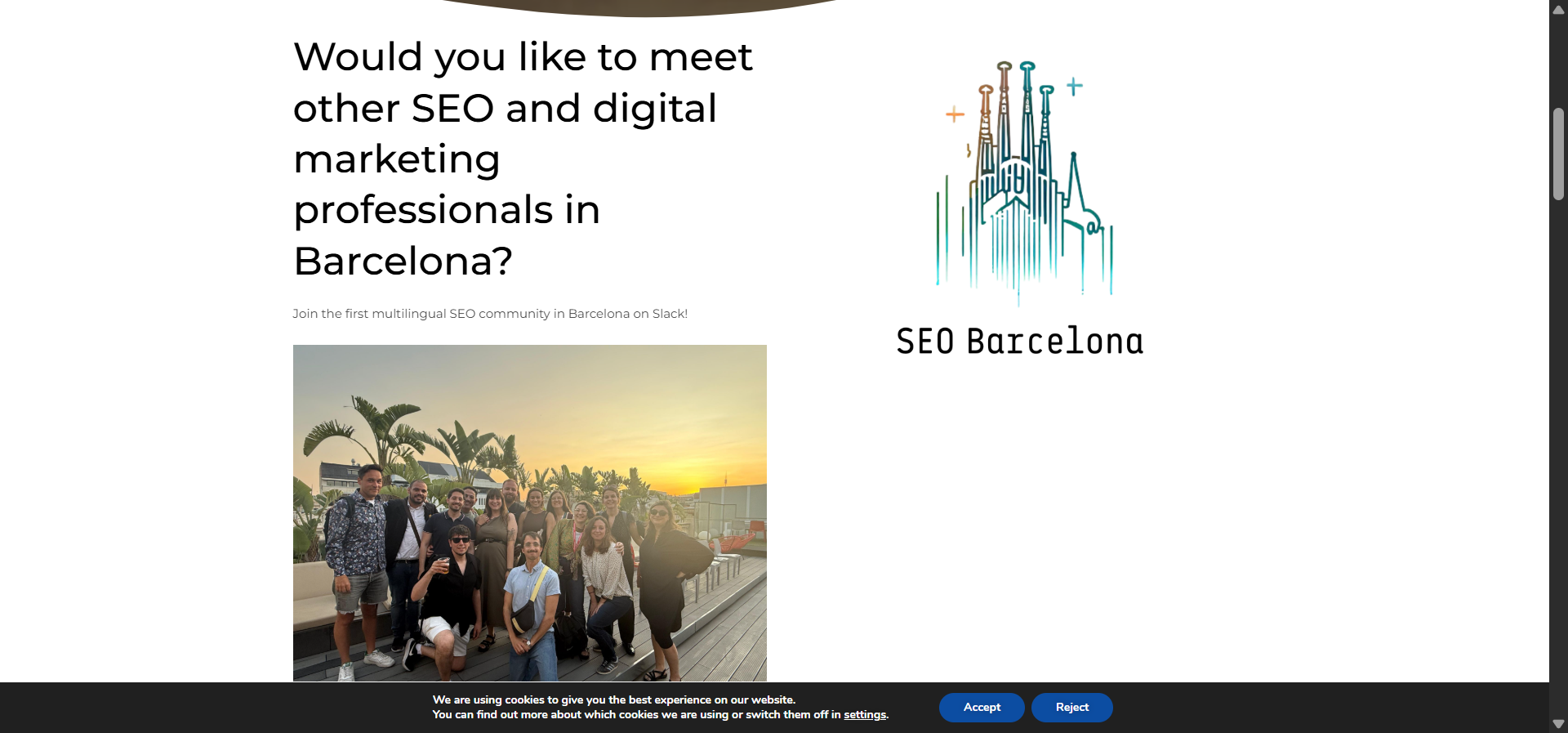 [Screenshot description: SEO Barcelona meetup photo at venue]