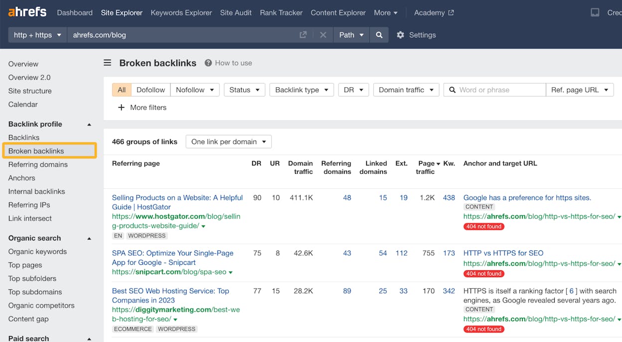 [Screenshot: Backlink analysis tool showing broken backlinks with referring domains, anchor text, and target URL]