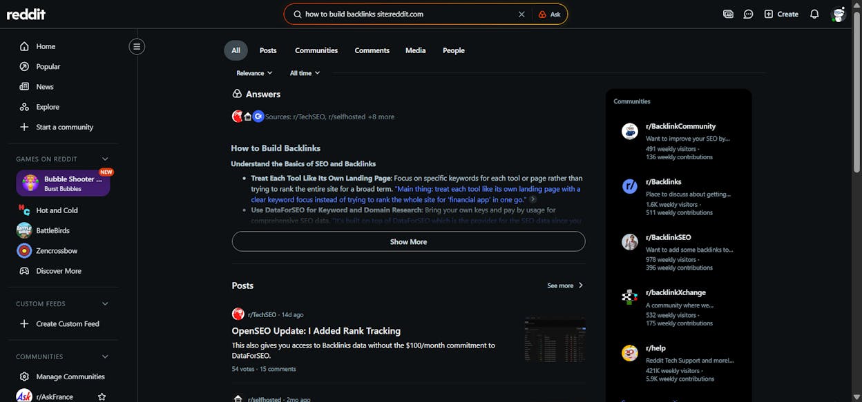 [Screenshot description: A Reddit search for &ldquo;how to build backlinks site:reddit.com&rdquo; showing a thread with 200+ comments, with the top question and answer highlighted.]