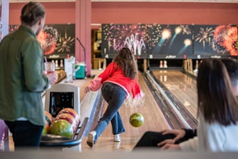 Bowling