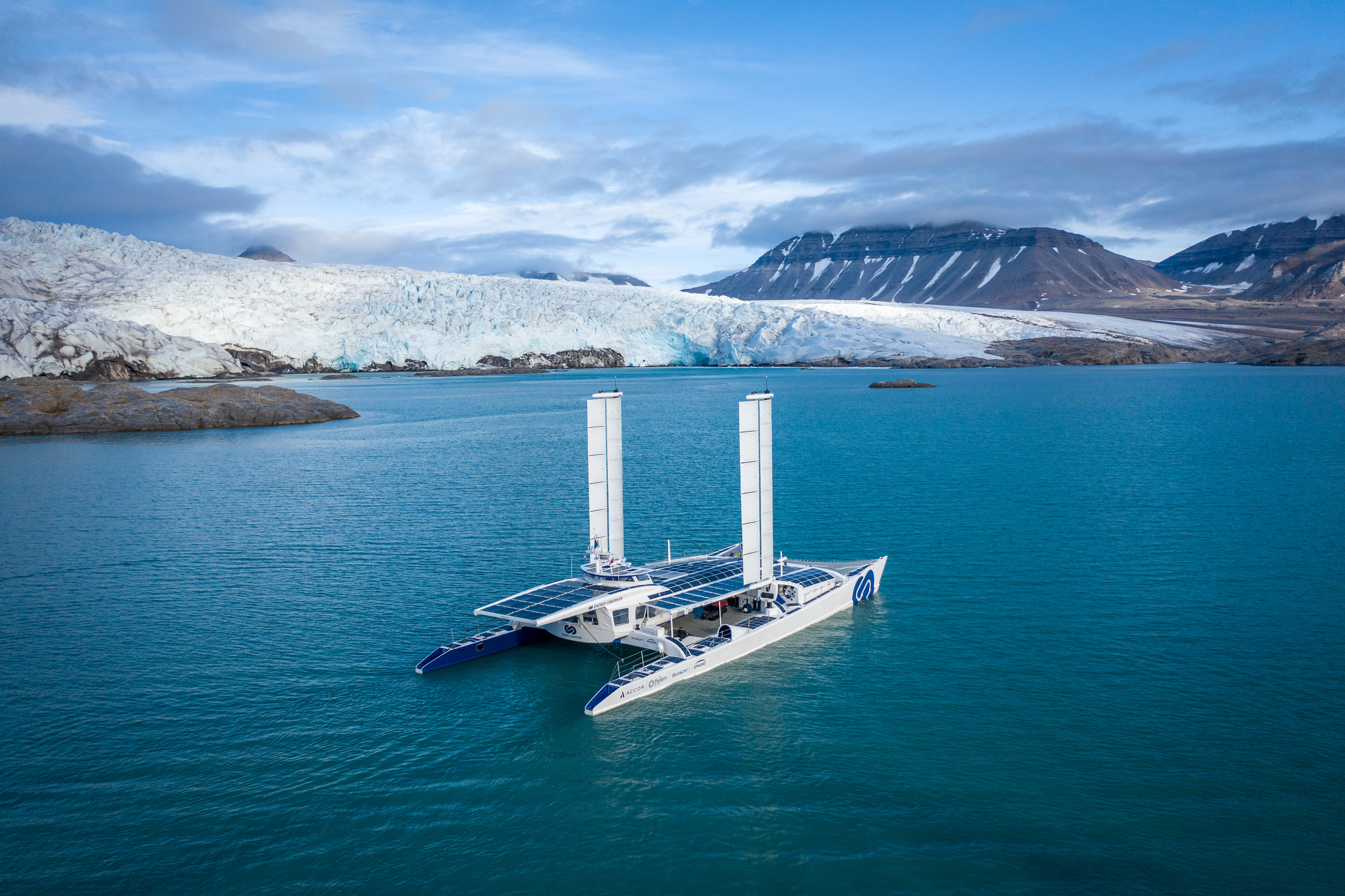 Energy Observer 1 til sýnis í Gömlu höfninni í Reykjavík