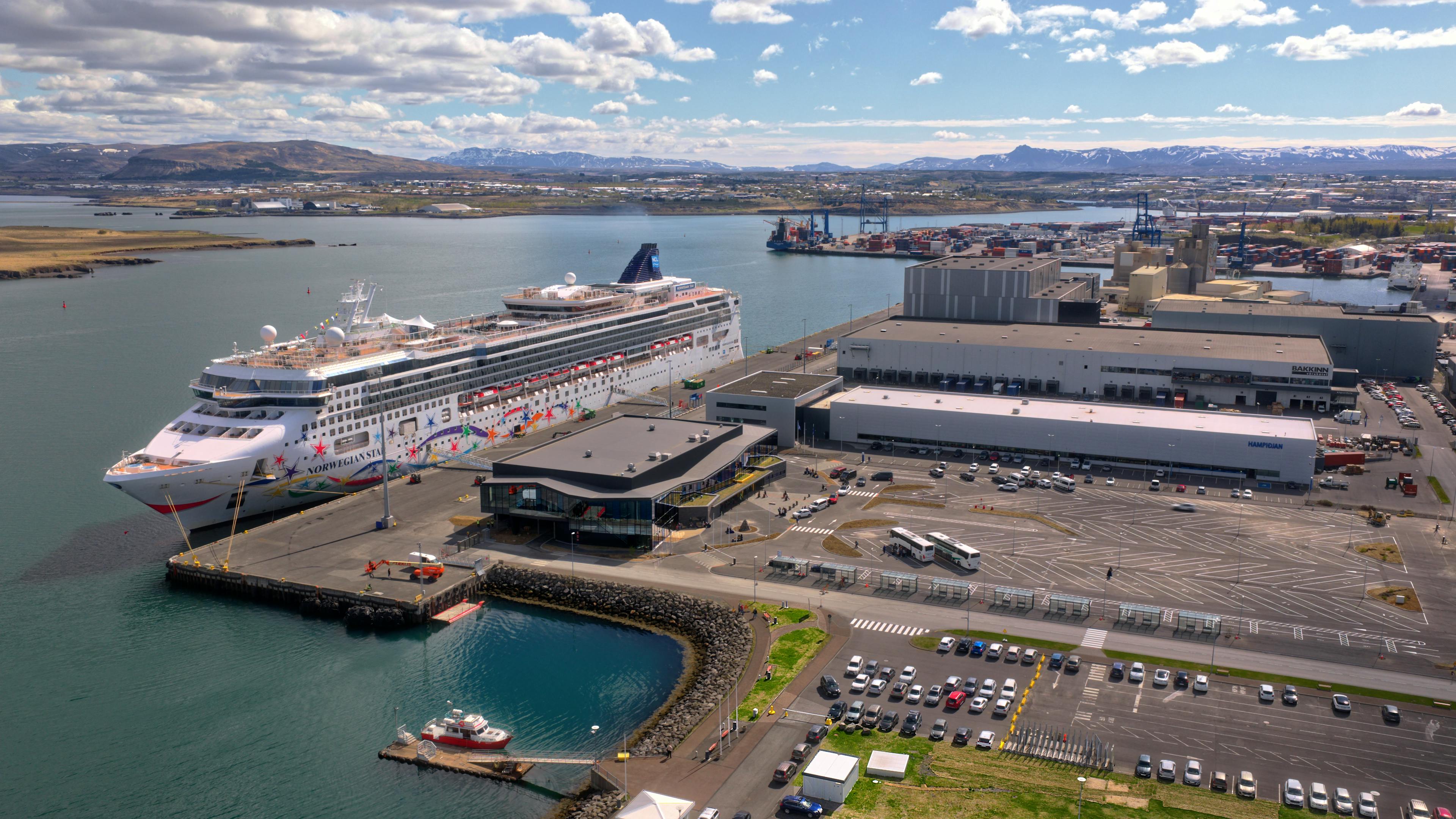 Reykjavíkurhöfn hlýtur World Cruise Awards - Vör valin besta farþegamiðstöð Evrópu